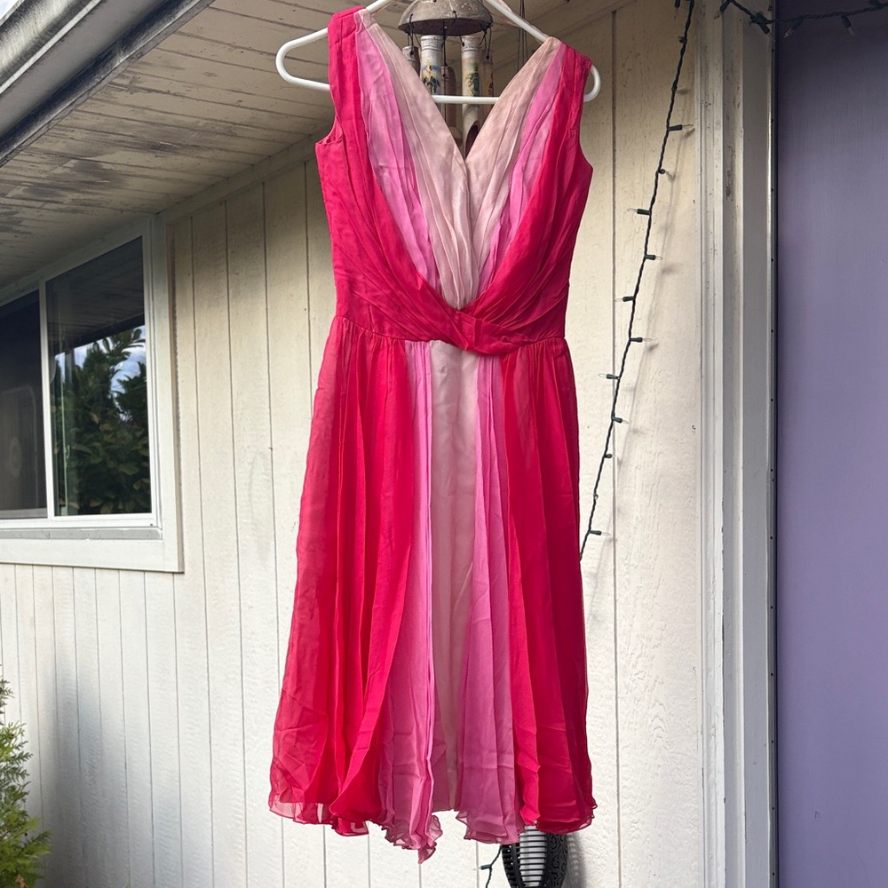 Gorgeous VTG dress!